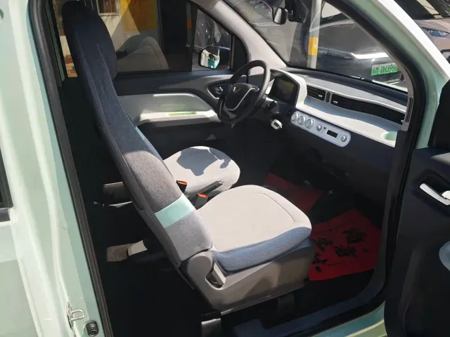 Wuling Hongguang Mini EV — Фото автомобиля 4