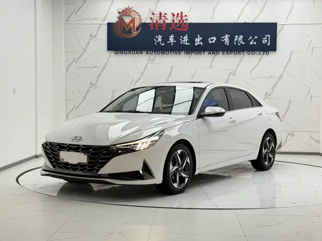 Фотография автомобиля — Hyundai Elantra