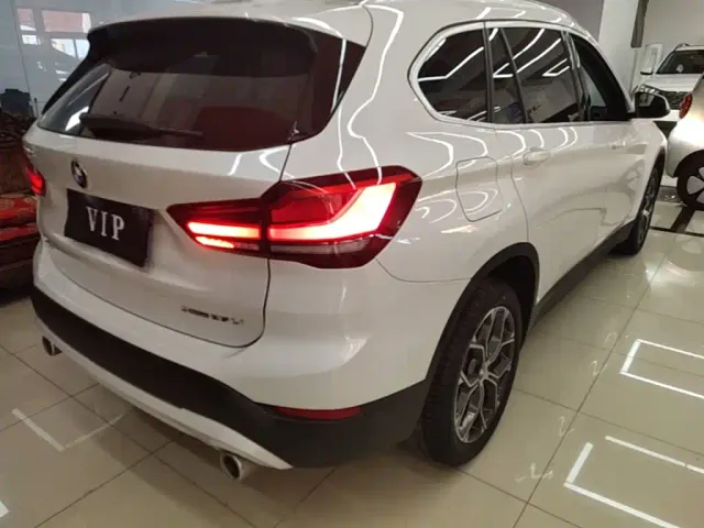 BMW X1 — Фото автомобиля 23