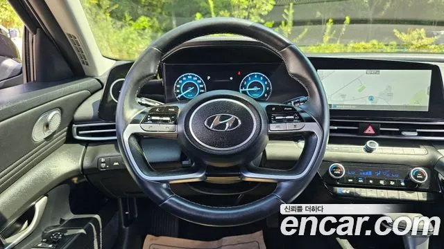 Hyundai AVANTE Avante (CN7) — Фото автомобиля 13