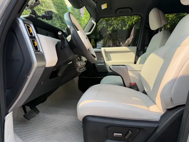 iCAR V23 — Фото автомобиля 8