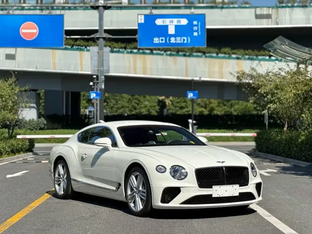 Bentley Continental — Фото автомобиля 2