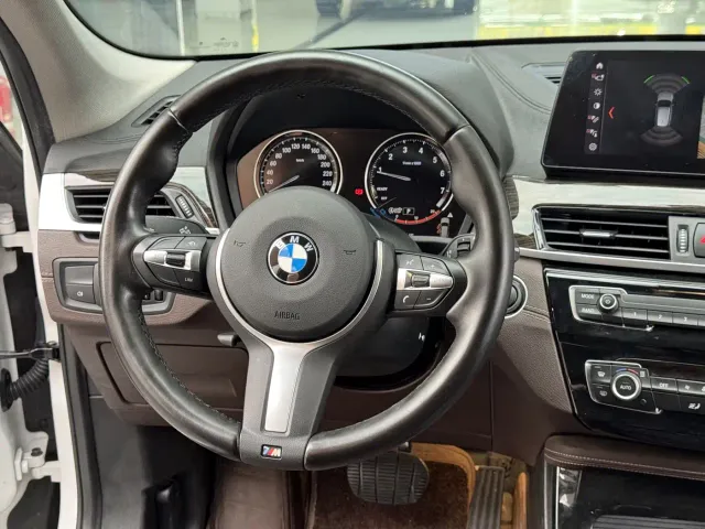 BMW X1 — Фото автомобиля 14