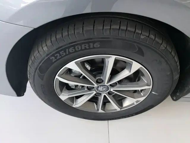 BYD Qin PLUS — Фото автомобиля 22