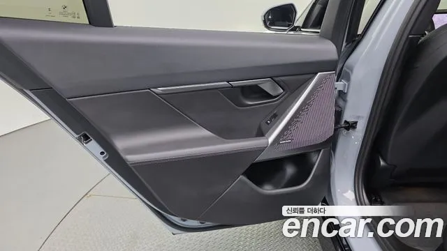 BMW 5 Series — Фото автомобиля 14