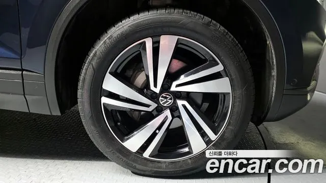 Volkswagen Touareg Touareg 3 поколение 3.0 TDI Premium — Фото автомобиля 7