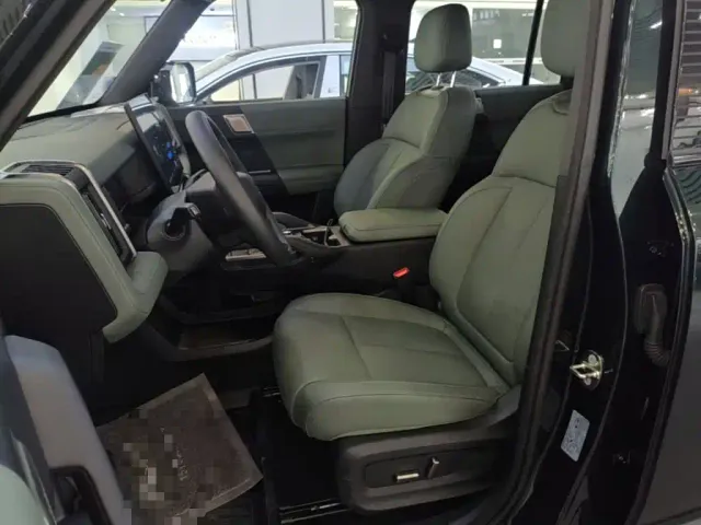 Chery Fengyun Storm X3 2025 Model 520 2WD Base — Фото автомобиля 14