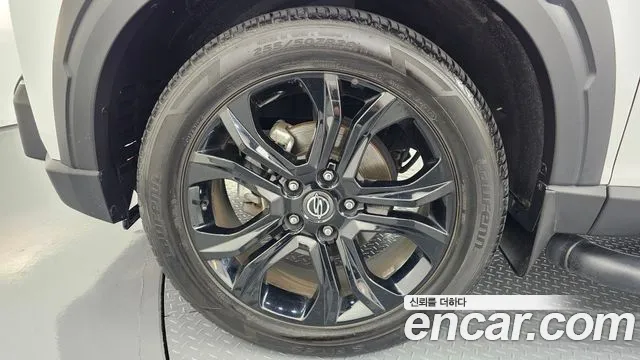 KG_Mobility_Ssangyong Rexton Новый Rexton Sport Khan Дизель 2.2 4WD — Фото автомобиля 5