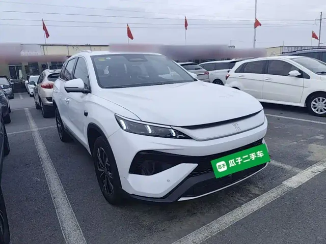 BYD Song Pro — Фото автомобиля 3