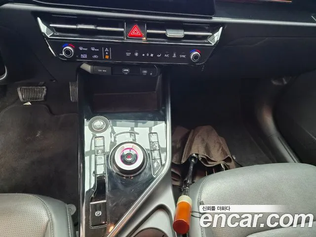 Kia Niro — Фото автомобиля 15