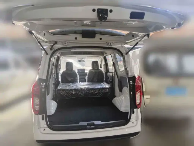 Wuling Hongguang — Фото автомобиля 5