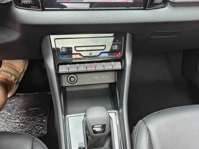 Skoda Karoq — Фото автомобиля 11