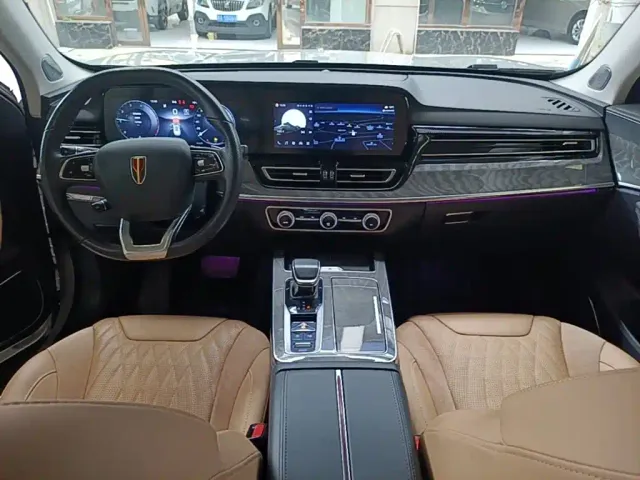 Hongqi HS5 — Фото автомобиля 9