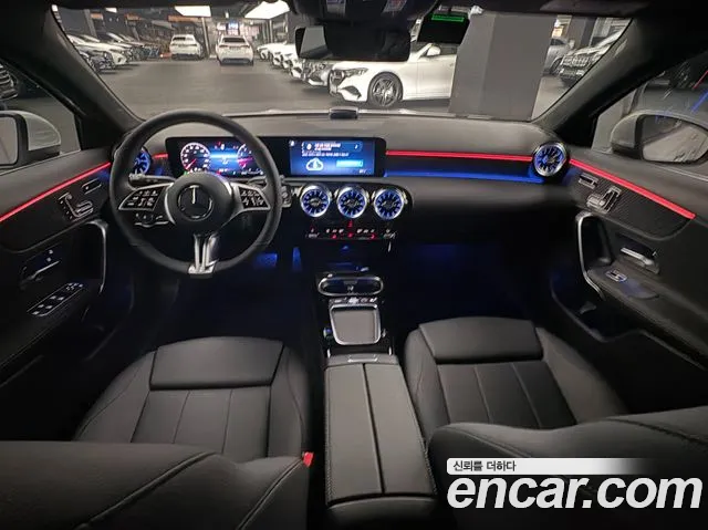 Mercedes-Benz A-Class W177 — Фото автомобиля 7