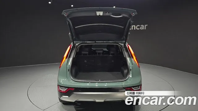 Kia Niro The All New — Фото автомобиля 20