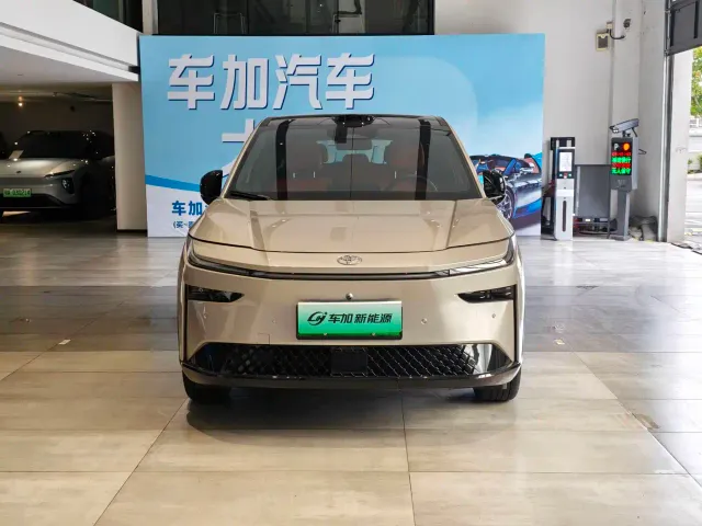 Toyota BoZhi 3X — Фото автомобиля 2