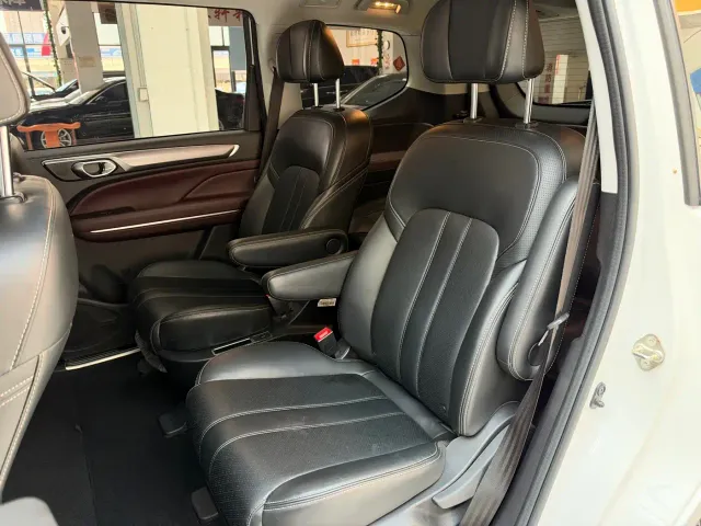 GAC Trumpchi M6 — Фото автомобиля 9