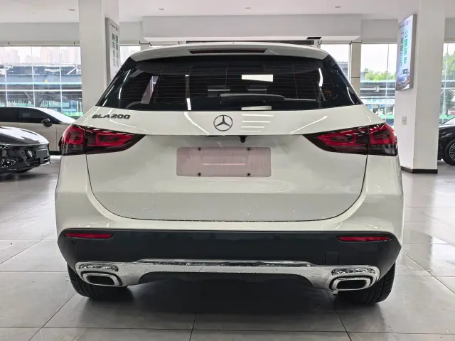 Mercedes-Benz GLA-Class — Фото автомобиля 16