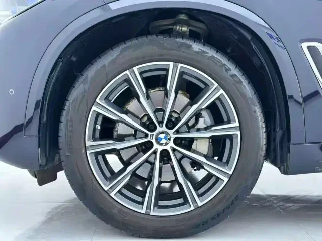 BMW X5 — Фото автомобиля 18