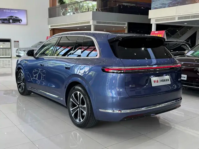 Aito M7 — Фото автомобиля 16
