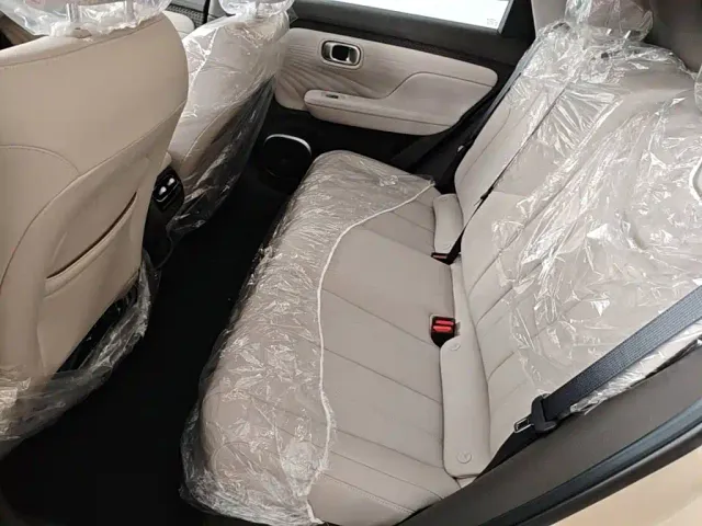 GAC Aion UT — Фото автомобиля 16