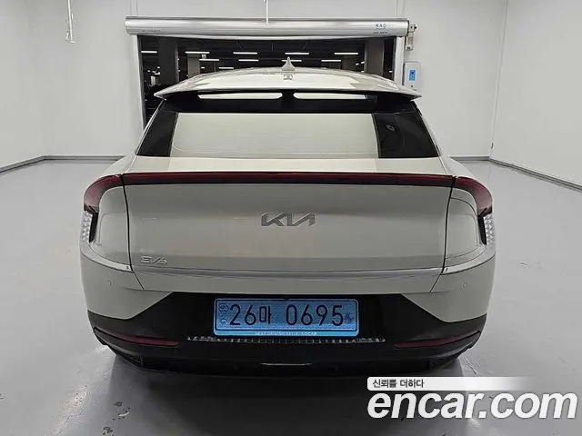 Kia EV6 — Фото автомобиля 3