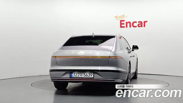 Hyundai Grandeur GN7 — Фото автомобиля 4