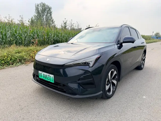 Arcfox Alpha T5 — Фото автомобиля 2