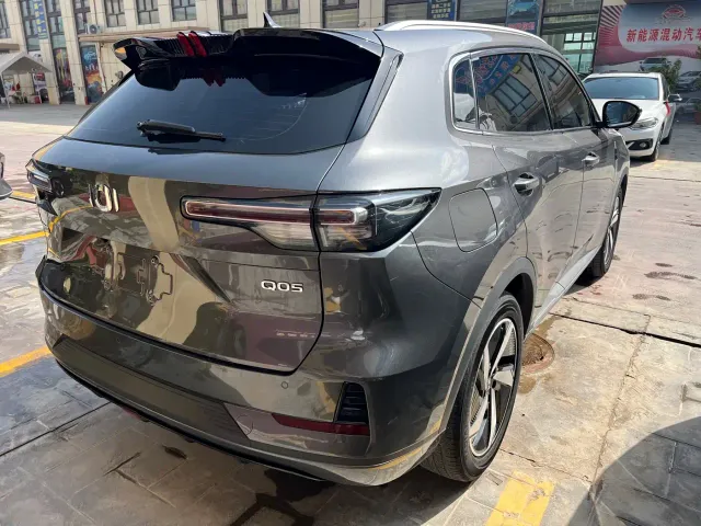 Changan Qiyuan Q05 — Фото автомобиля 9