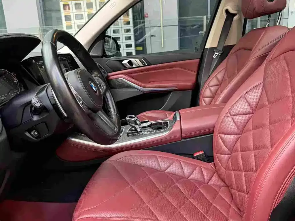 BMW BMW X5 2022 xDrive 30Li Premium M Sport Package — Фото автомобиля 9