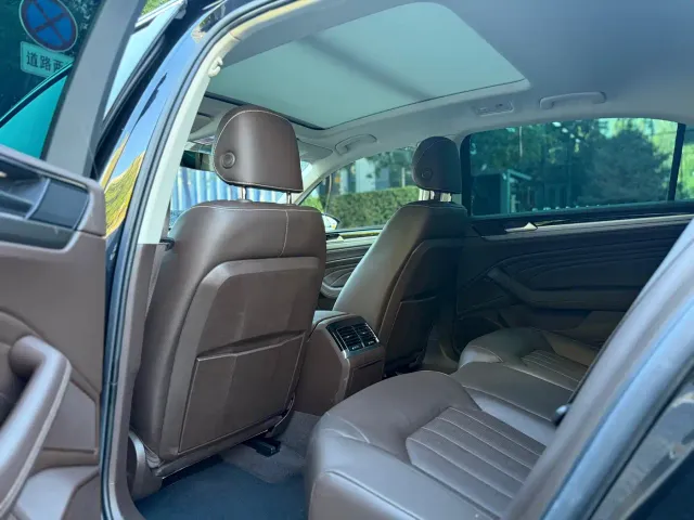 Volkswagen Phideon — Фото автомобиля 12
