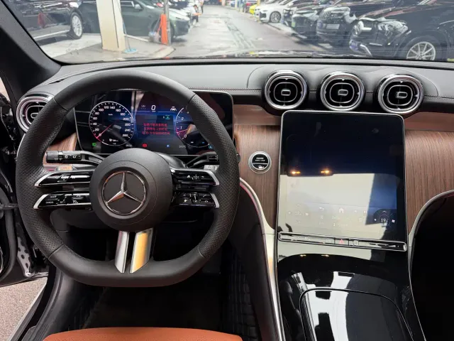 Mercedes-Benz Mercedes-Benz GLC 2025 GLC 300 L 4MATIC Dynamic 5-seater — Фото автомобиля 12