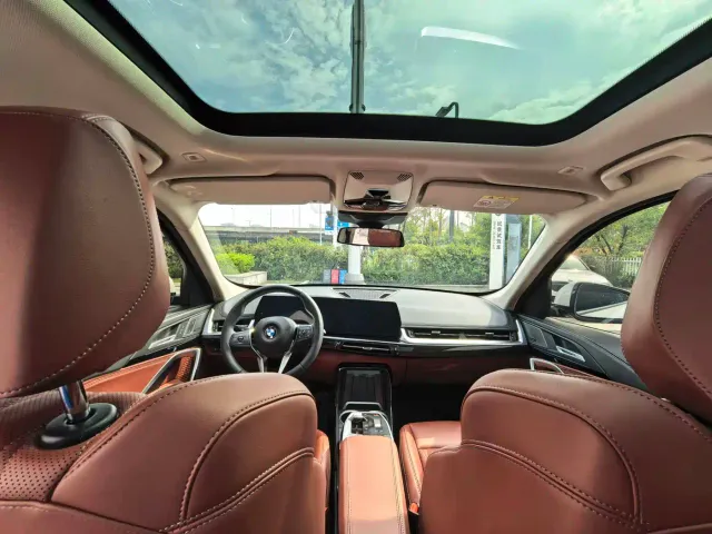 BMW X1 — Фото автомобиля 11