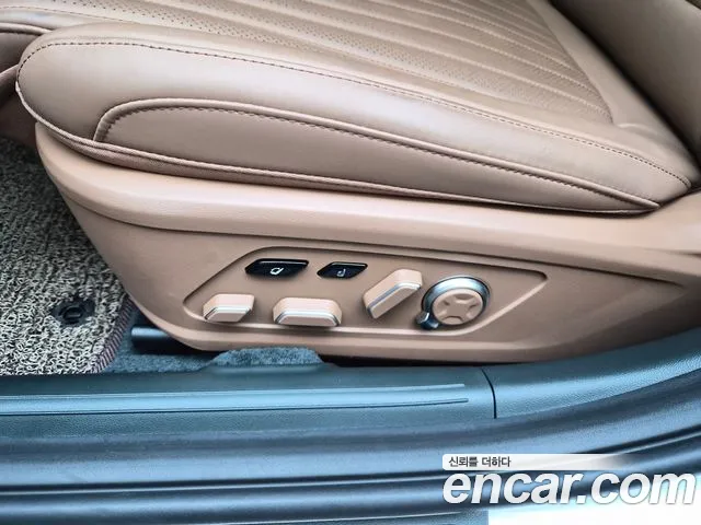Hyundai Grandeur GN7 — Фото автомобиля 19