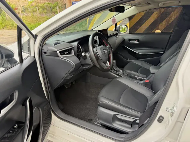 Toyota Corolla — Фото автомобиля 8