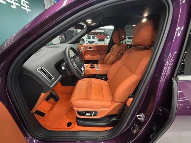 Li Auto L9 — Фото автомобиля 9