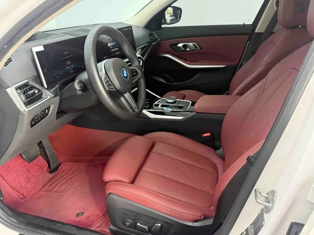 BMW i3 — Фото автомобиля 8
