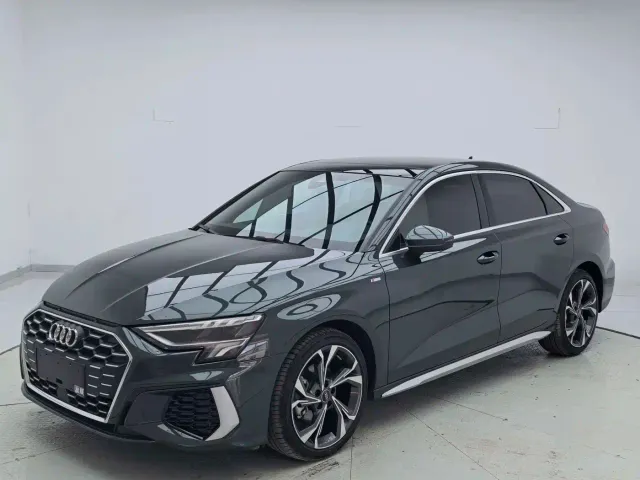 Фотография автомобиля — Audi A3