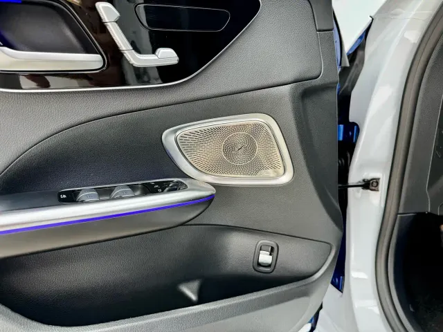 Mercedes-Benz C-Class — Фото автомобиля 8