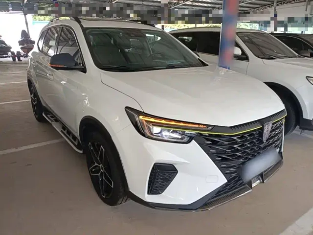 Roewe RX5 — Фото автомобиля 3
