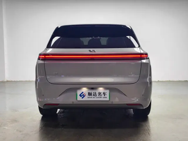 Li Auto L6 — Фото автомобиля 3
