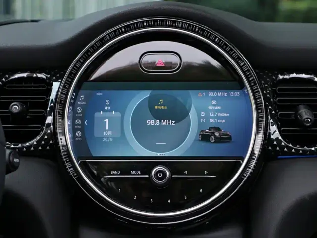 MINI Hatch — Фото автомобиля 25