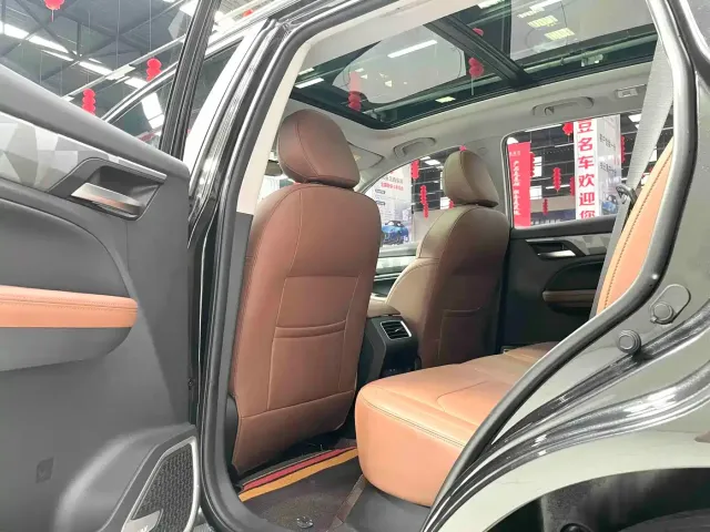 Geely Vision X6 — Фото автомобиля 10