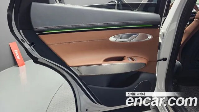 Genesis GV70 2.5T Бензин AWD — Фото автомобиля 20