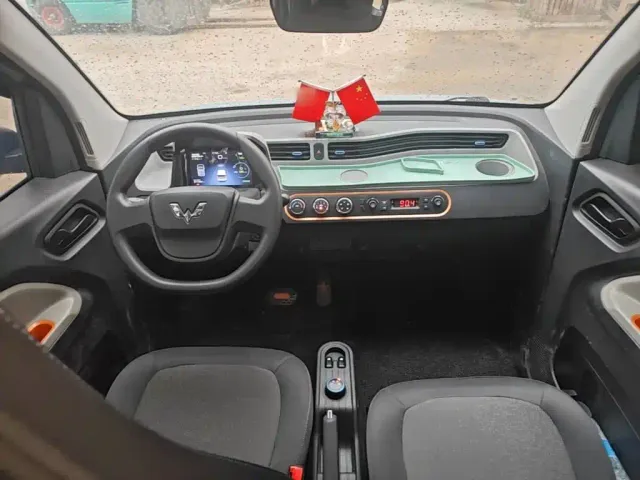 Wuling Hongguang Mini EV — Фото автомобиля 9