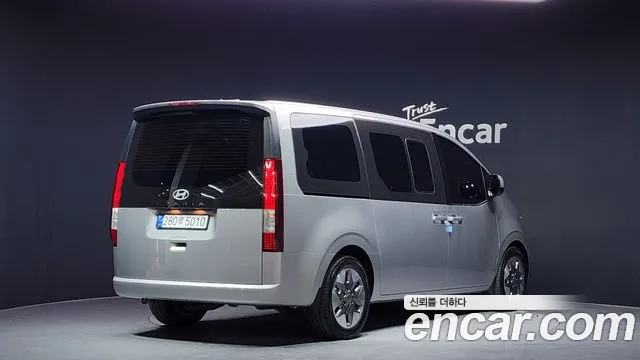 Hyundai Staria Staria Tourer 9 мест — Фото автомобиля 2