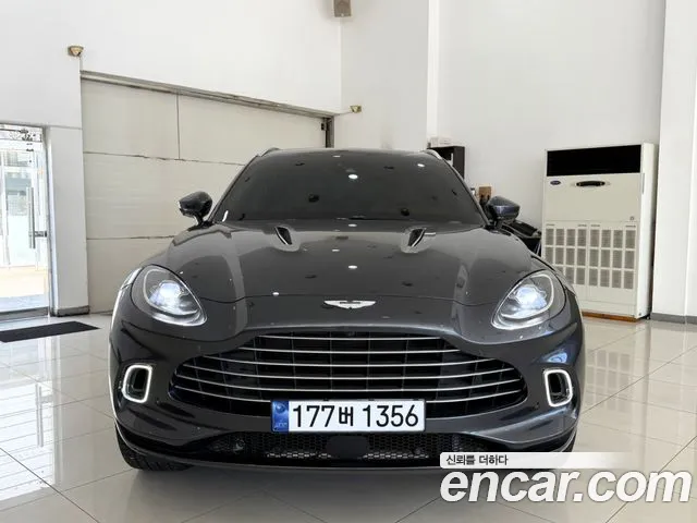 Aston Martin DBX — Фото автомобиля 3