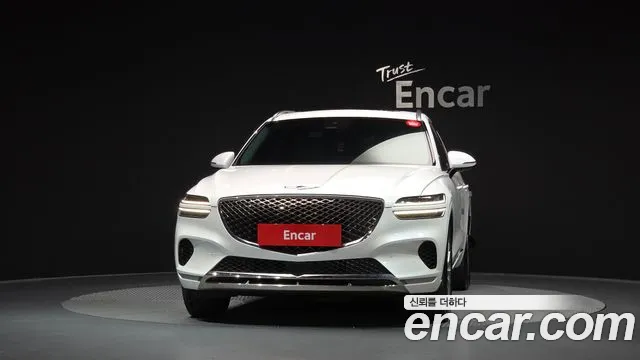 Genesis GV70 — Фото автомобиля 3