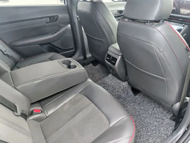 Hyundai Sonata — Фото автомобиля 8