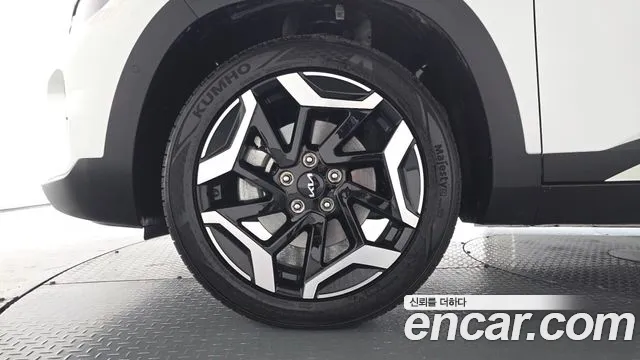 Kia Seltos — Фото автомобиля 5